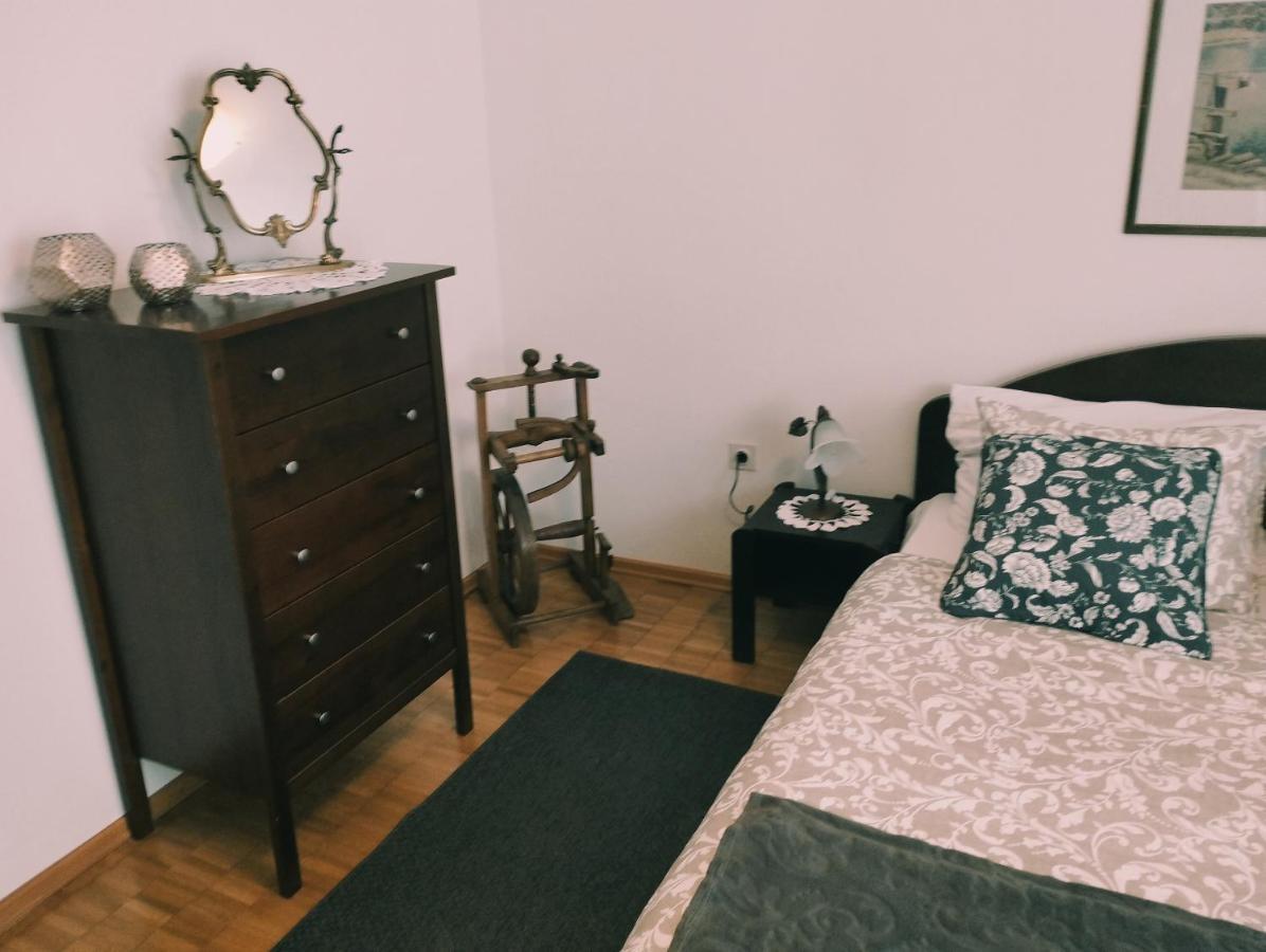 Apartmani Gruzdovo 代尔尼采 外观 照片