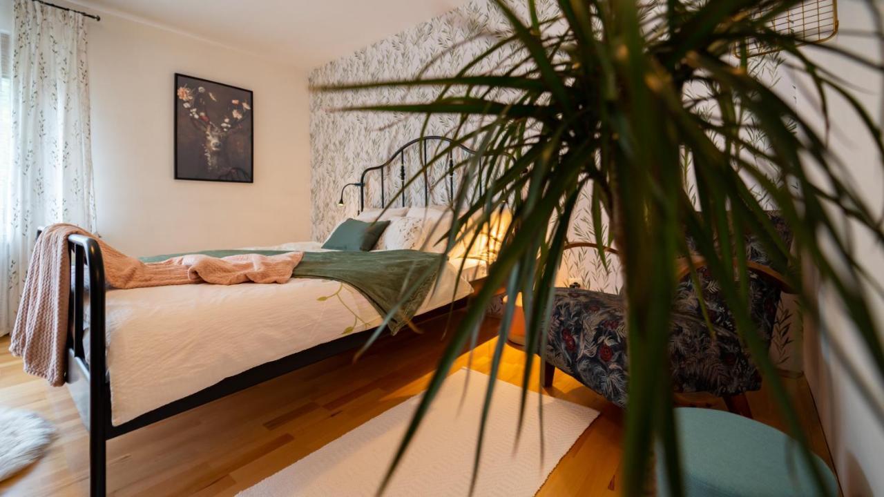Apartmani Gruzdovo 代尔尼采 外观 照片