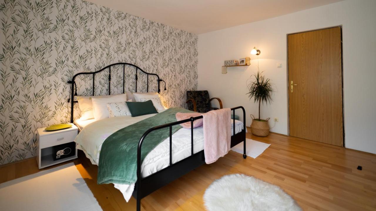 Apartmani Gruzdovo 代尔尼采 外观 照片