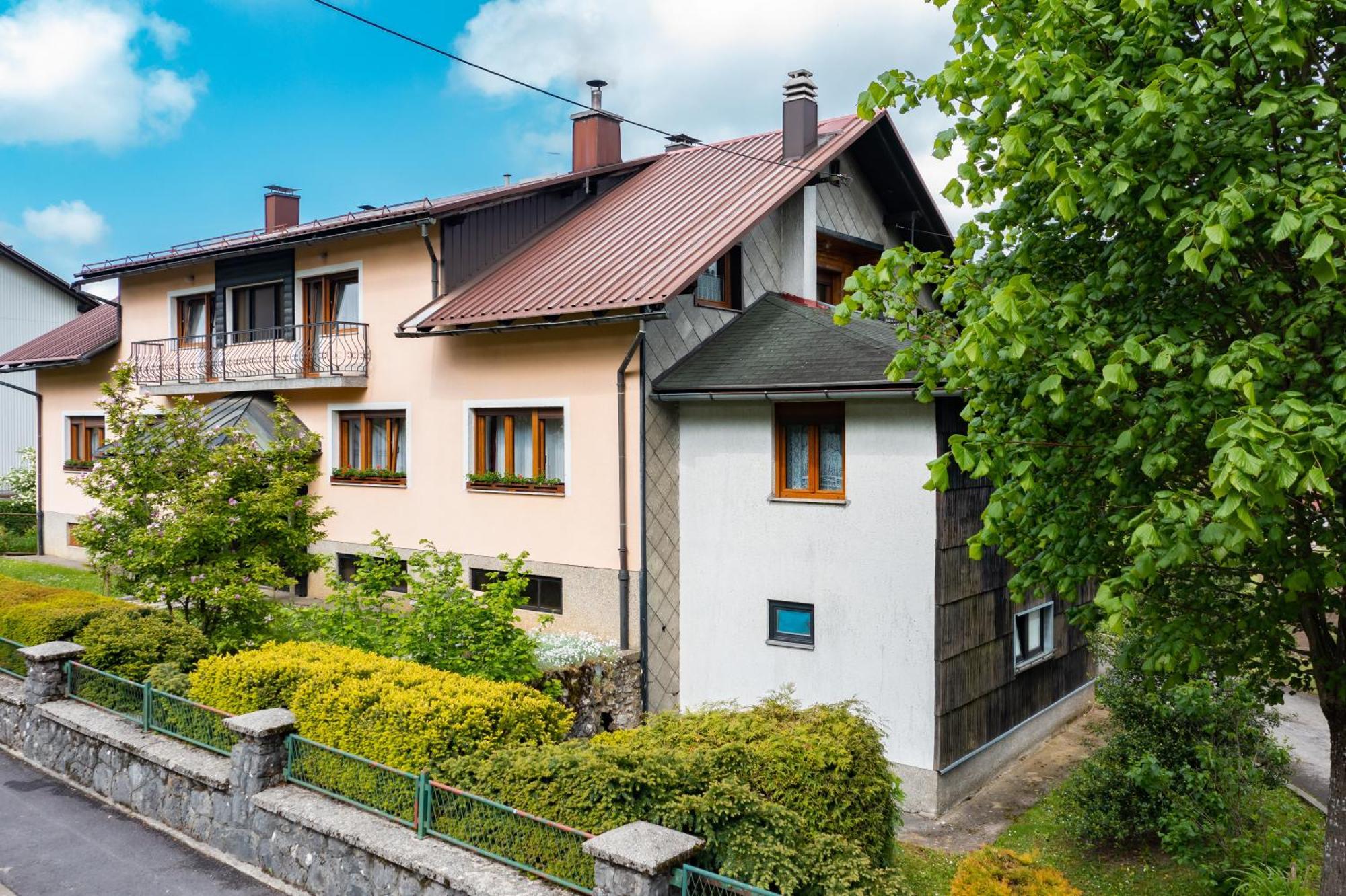 Apartmani Gruzdovo 代尔尼采 外观 照片